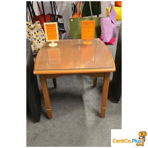 Houten bijzet tafel