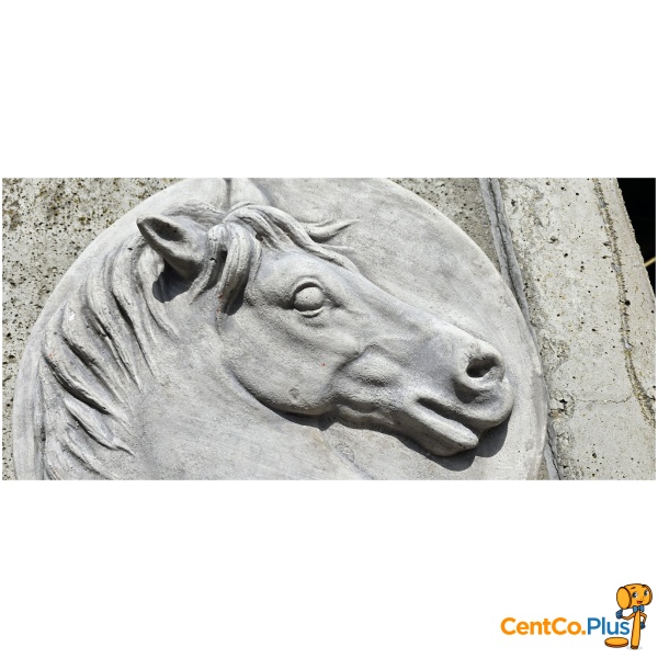 paardenkop in beton