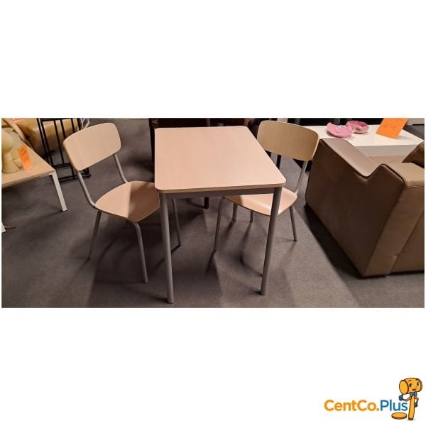 keukentafel met 2 bijpassende stoelen