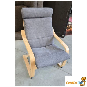 Fauteuil met grijs kussen