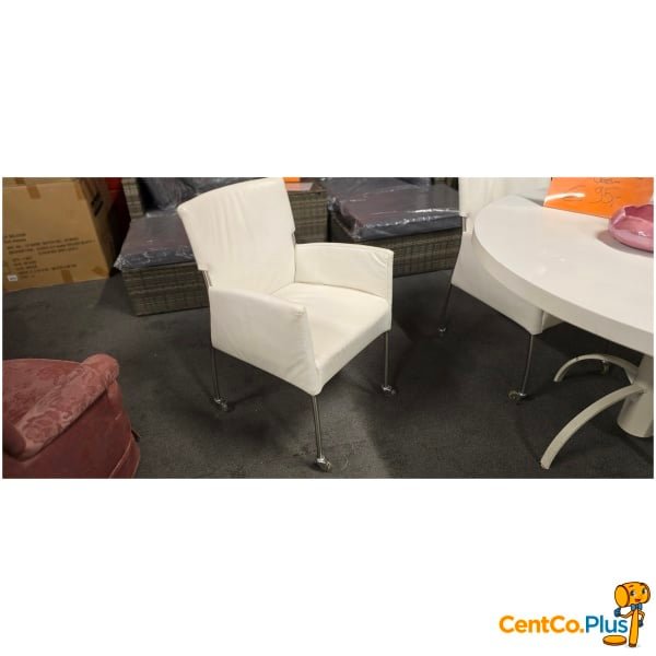 lederen stoelen