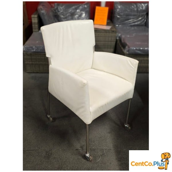 lederen stoelen