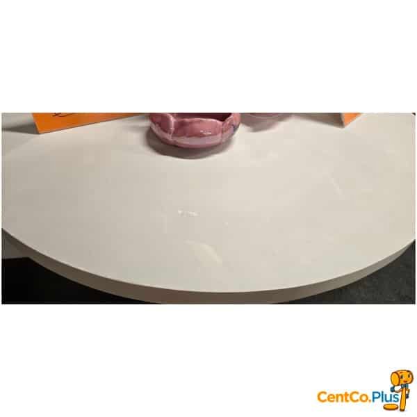 ronde metalen tafel