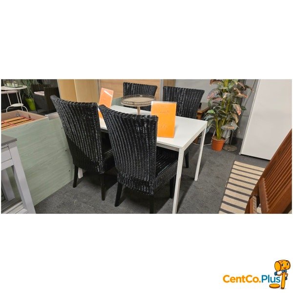 zwarte eetkamerstoelen