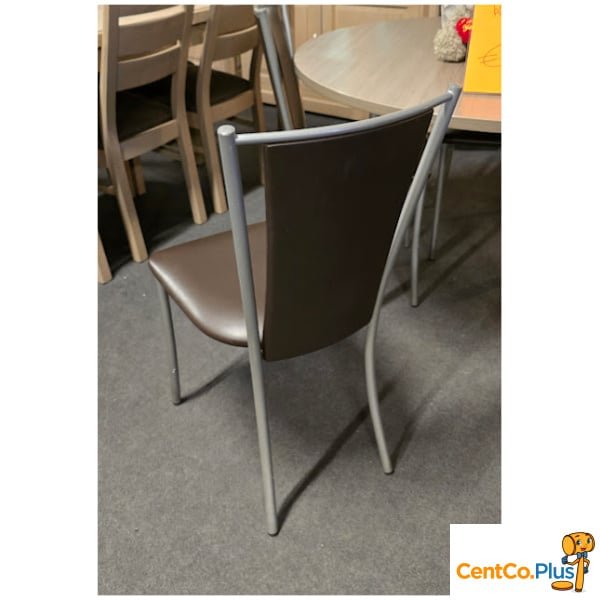 keukentafel met 4 stoelen