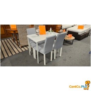 keukentafel met 4 stoelen