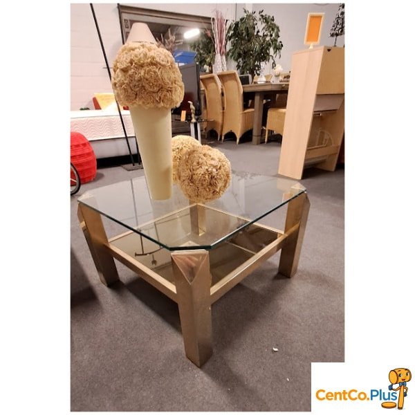Vierkante salontafel