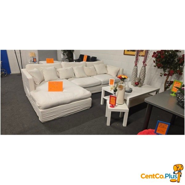 Witte stoffen hoeksalon