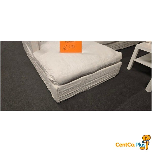 Witte stoffen hoeksalon