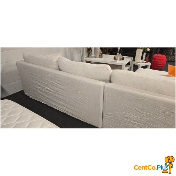 Witte stoffen hoeksalon