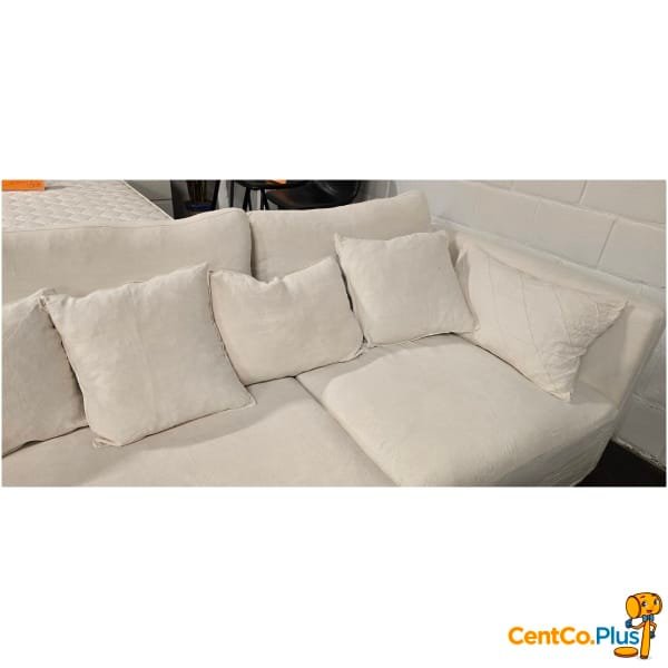 Witte stoffen hoeksalon