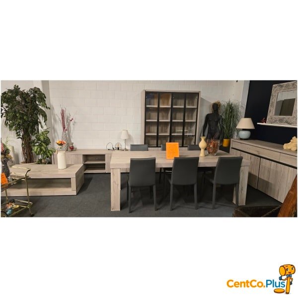 Zeer complete woonkamer