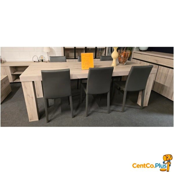 Zeer complete woonkamer