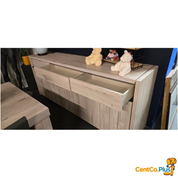 Zeer complete woonkamer