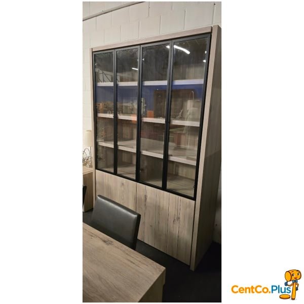 Zeer complete woonkamer