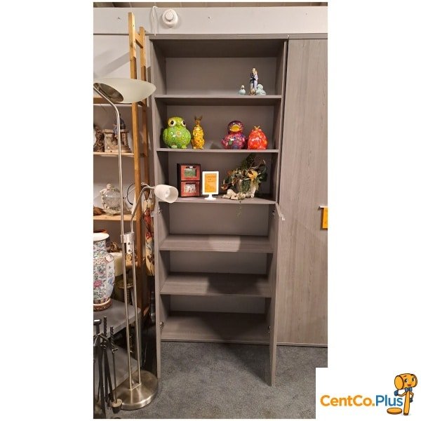 Opbergkast met Deuren en Legplanken