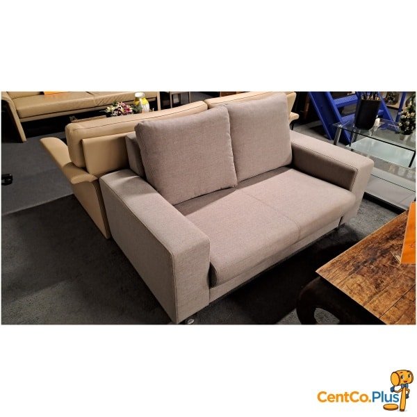 Stevige stoffen tweezitbank