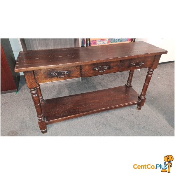 Massieve degelijke muurtafel