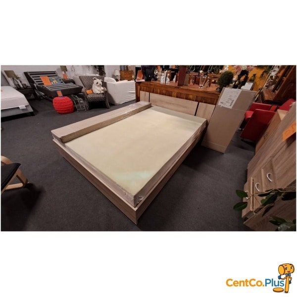 Modern tweepersoonsbed