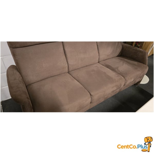 salon in bruine nubuck stof