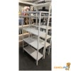 wit metalen opbergrek
