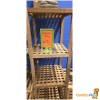 Hoge houten étagère