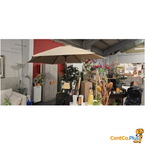 Beige parasol met draaisysteem