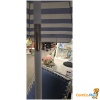 Blauw-wit gestreepte parasol
