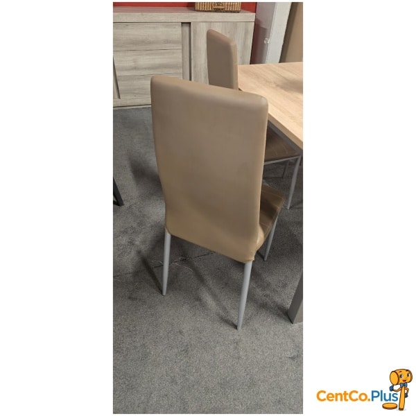 Moderne keukentafel