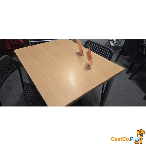 bijzet- of keukentafel