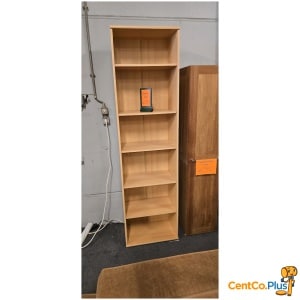Hoge boekenkast