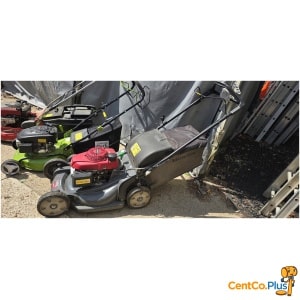 Honda benzine grasmachine