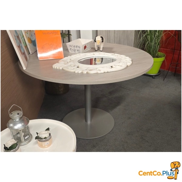Ronde keukentafel op centrale voet
