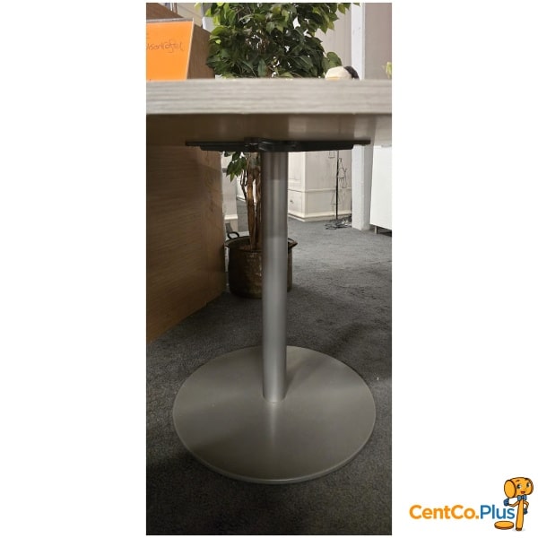 Ronde keukentafel op centrale voet