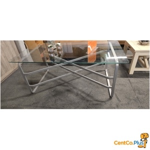 Salontafel met glazen blad