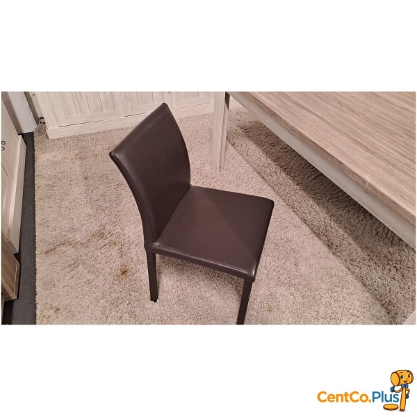 bruine eetkamerstoelen
