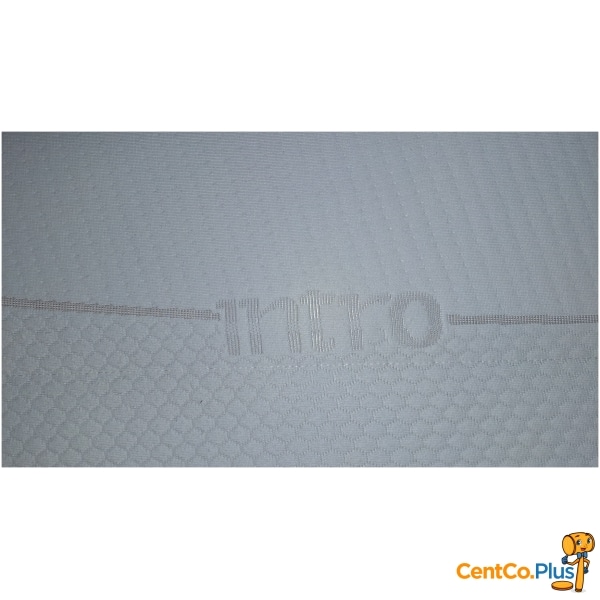 Luxe beige boxspring