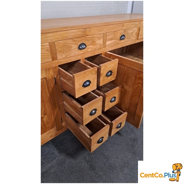 Groot teak dressoir