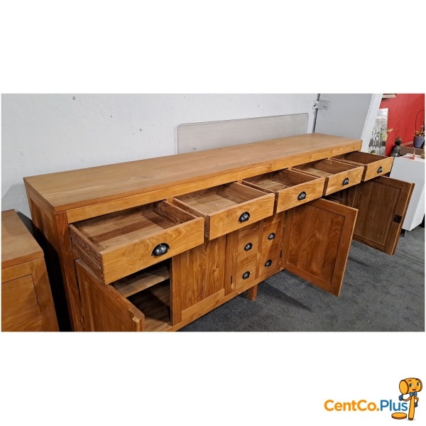 Groot teak dressoir