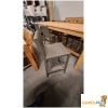 Hoge teak eetkamertafel