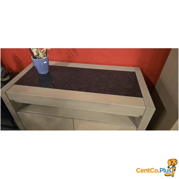 complete eetkamer met marmerinleg