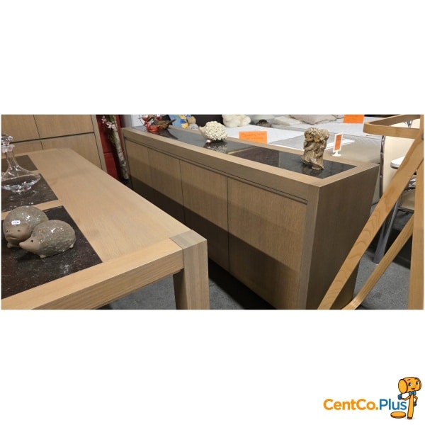 complete eetkamer met marmerinleg