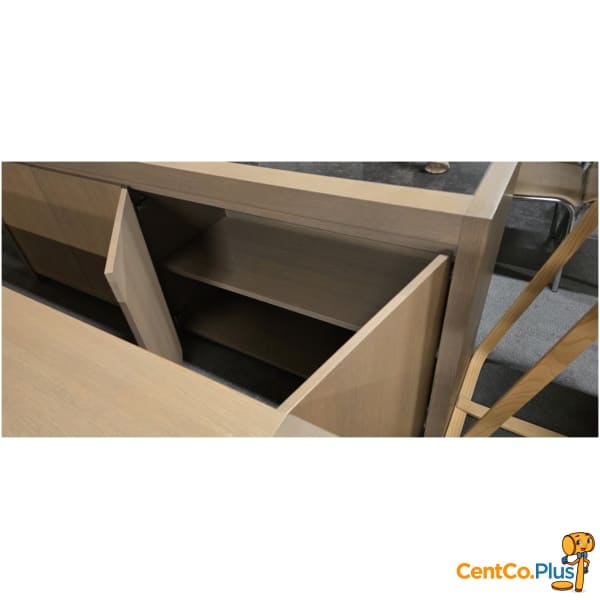complete eetkamer met marmerinleg